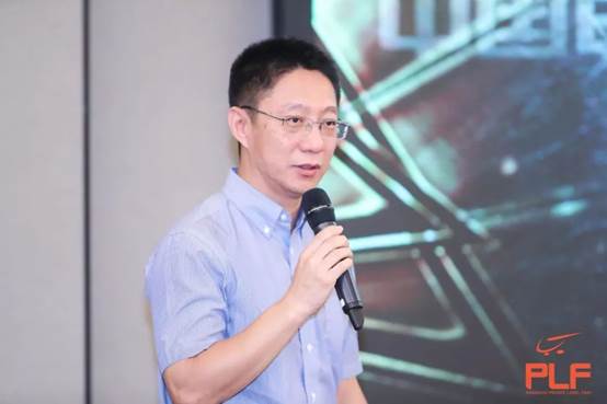 135619604.jpg 135619604.jpg