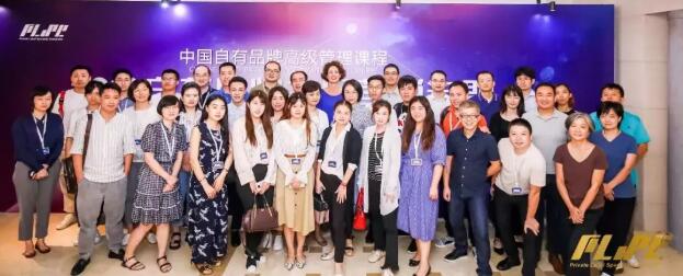 164916219.jpg 201901zypp09.jpg